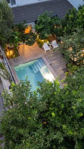 Garden Cellar - Kalamata Mediterranean Villas